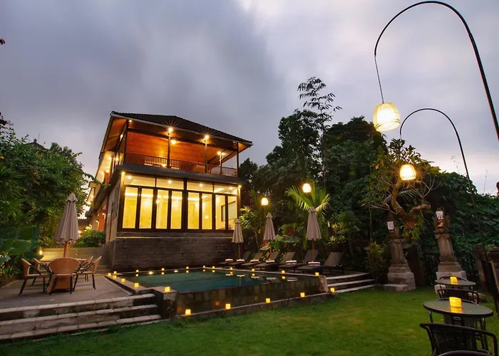 Ahamta By Prasi Hotel 3*